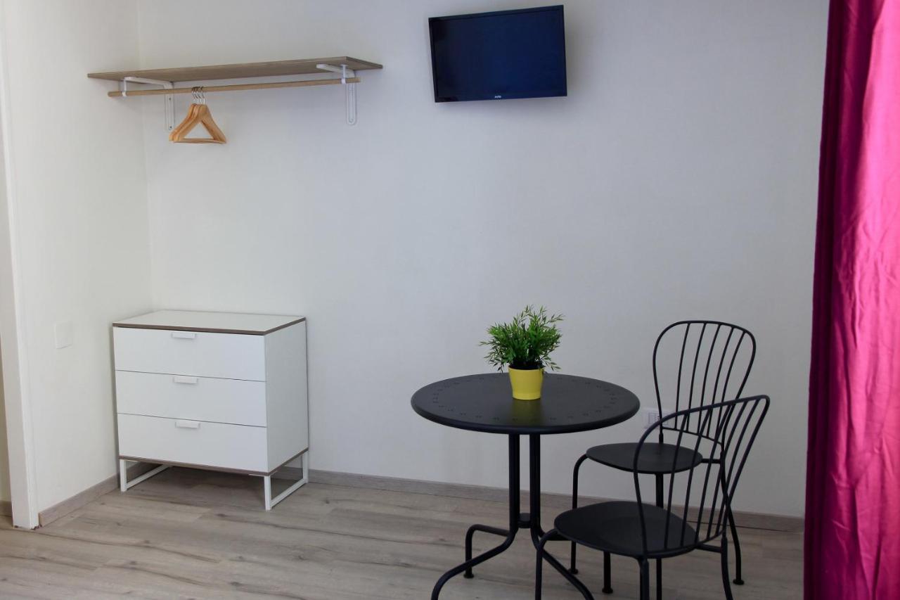 Hotel Elandra Бордихера Екстериор снимка