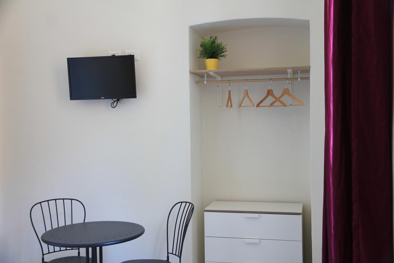 Hotel Elandra Бордихера Екстериор снимка